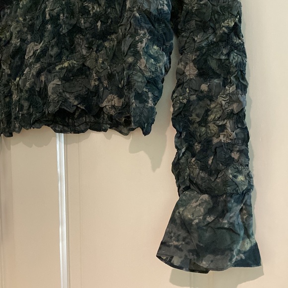 Stockholm Atelier & Other Stories Black Print stretch texture crop top sz 10 NWT - Picture 3 of 13